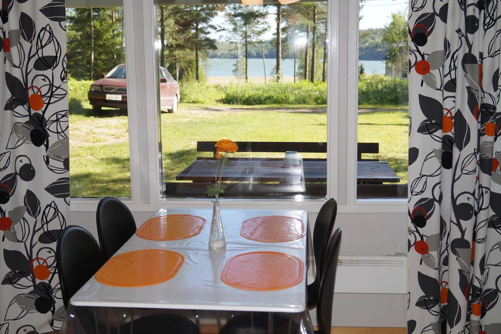 Hjortoe Stugor & Stockhus Finstrom Habitación foto
