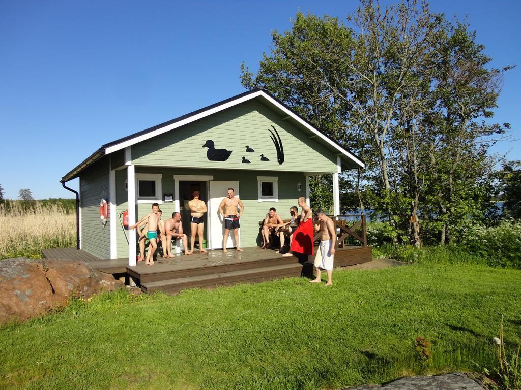 Hjortoe Stugor & Stockhus Finstrom Exterior foto