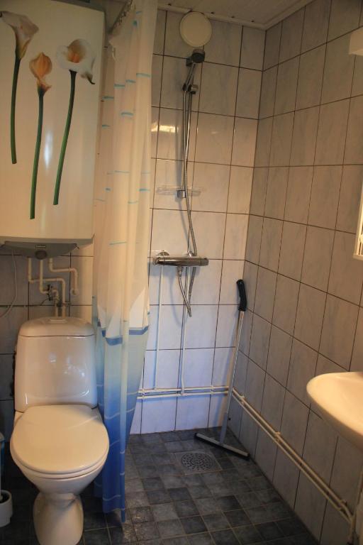 Hjortoe Stugor & Stockhus Finstrom Habitación foto